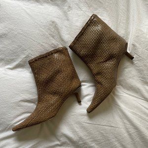 MIISTA SHELLY BOOT IN WOVEN LEATHER